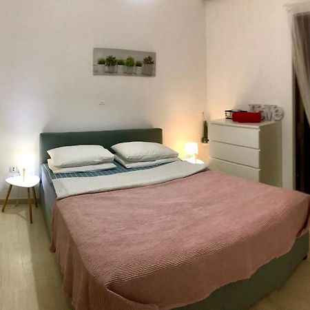 Marina Apartment Artemida  Esterno foto